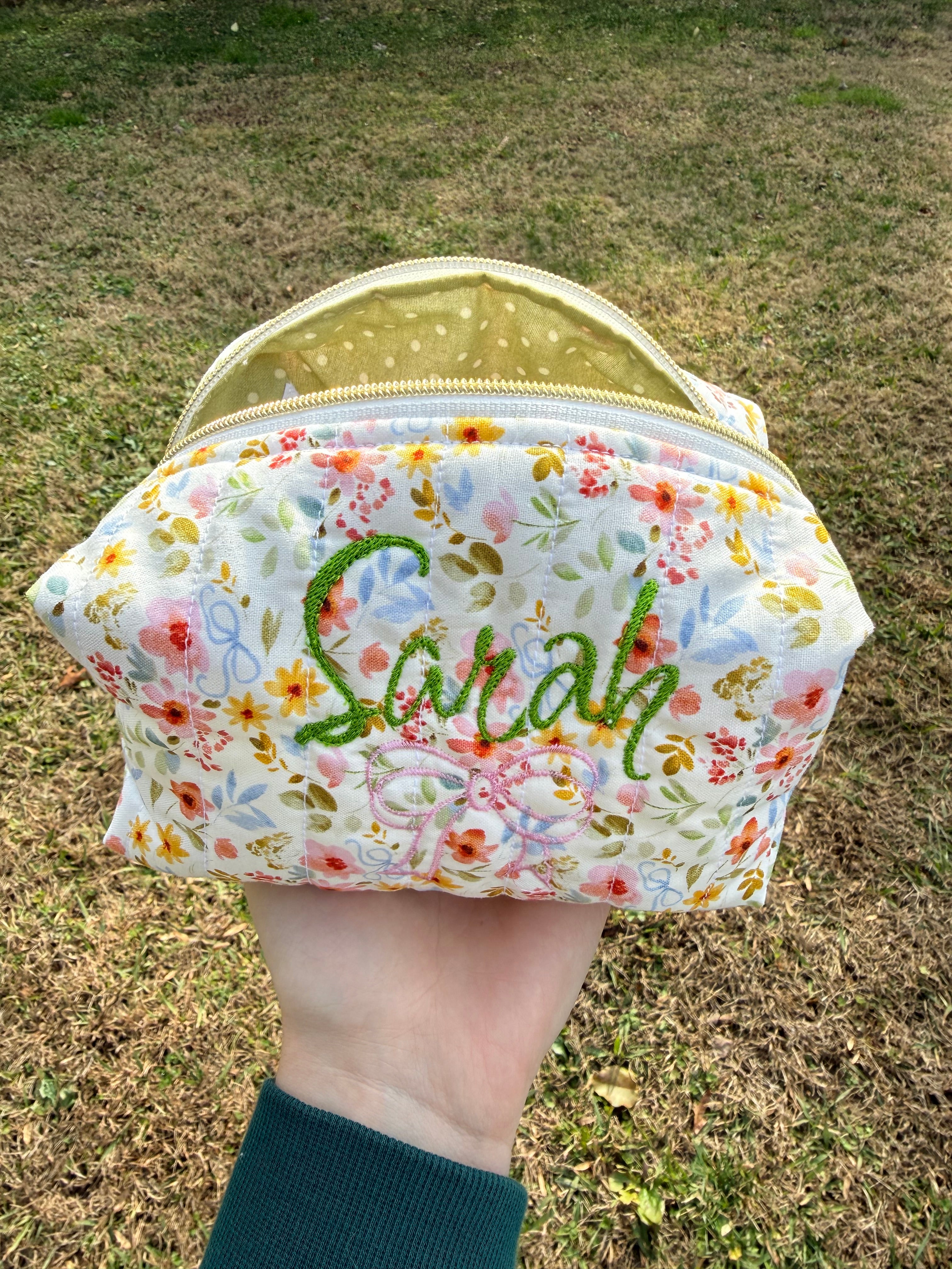 Spring Picnic & Bows Makeup Bag