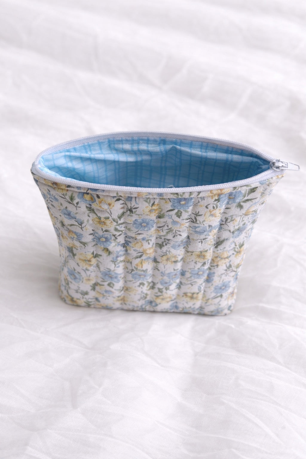 Sunset Bloom Kindle Sleeve