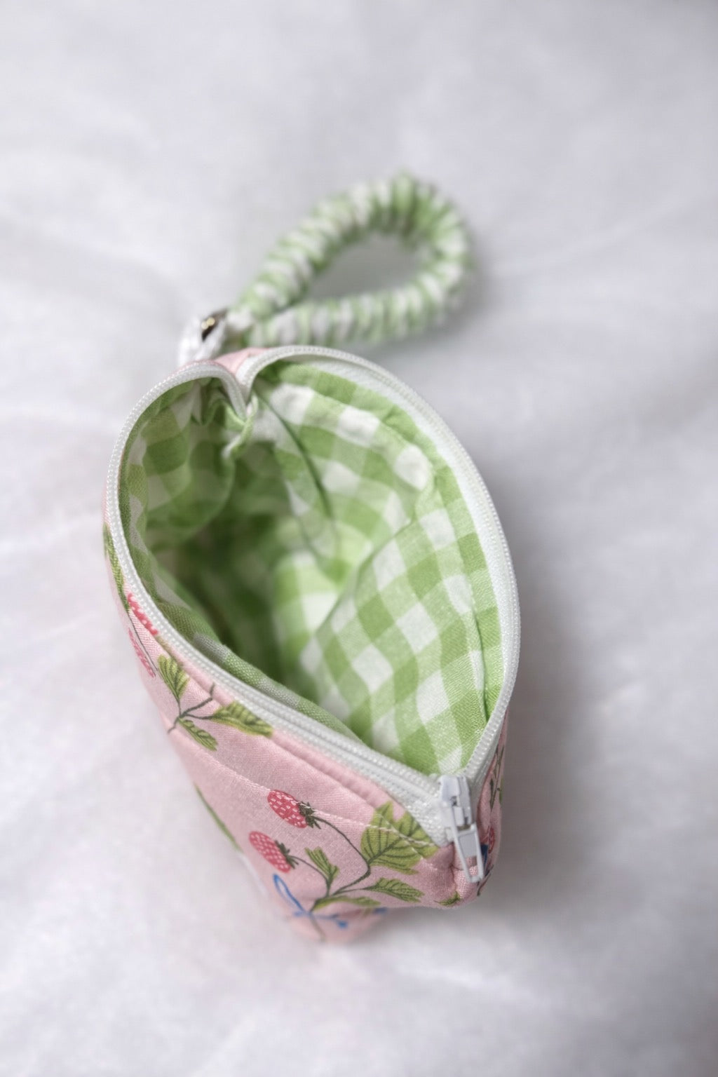 Berry & Bows Wristlet Wallet
