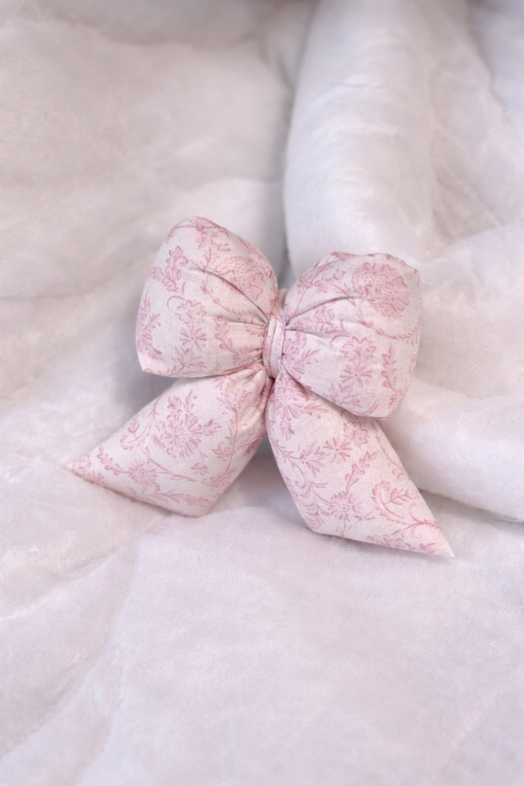 Pretty in Pink Puff Bow Keychain