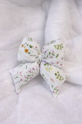 Delicate Wildflower Puff Bow Keychain