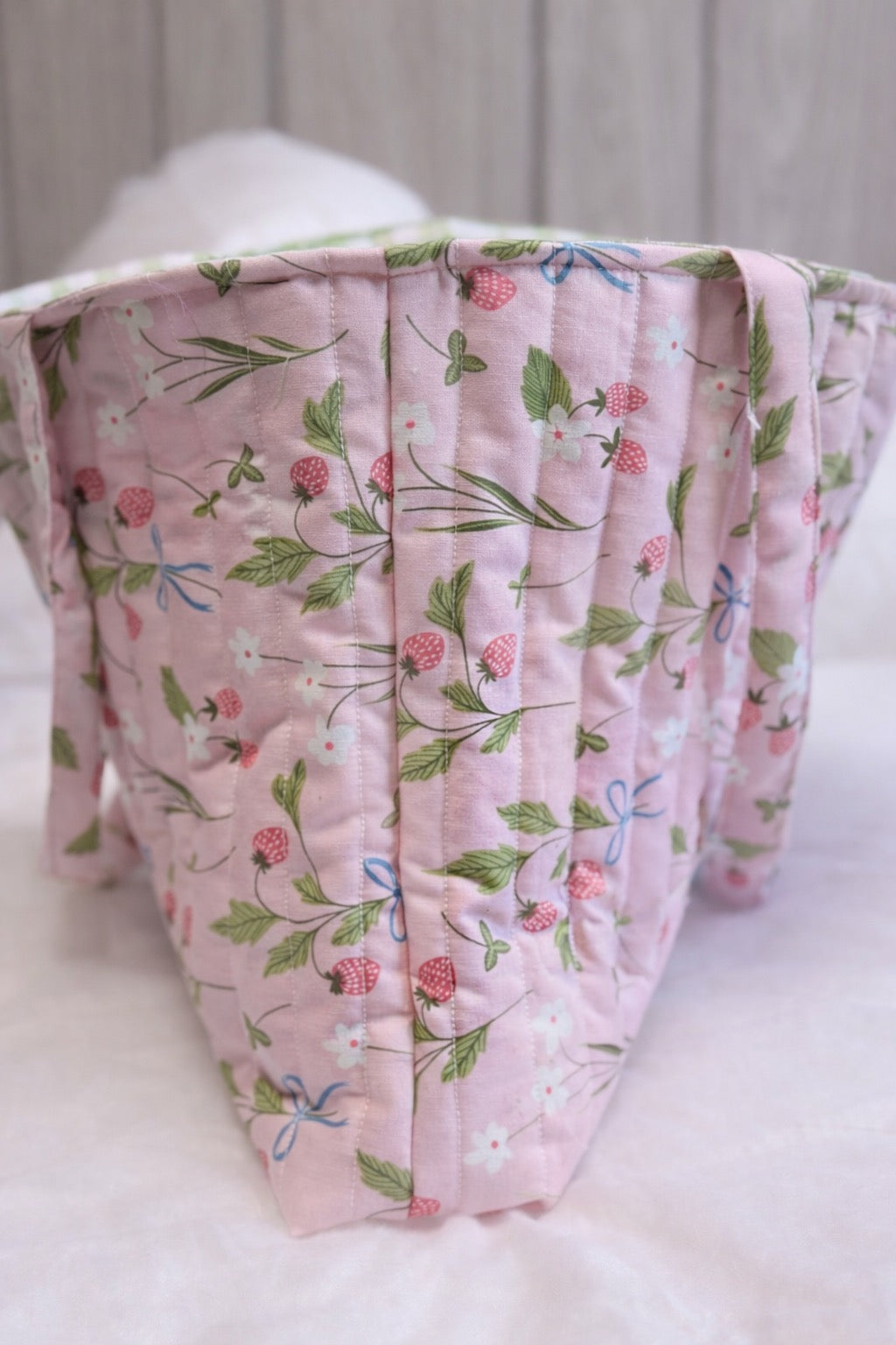 Berry & Bows Bows Tote Bag